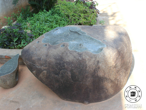 自然雕花卓（大）